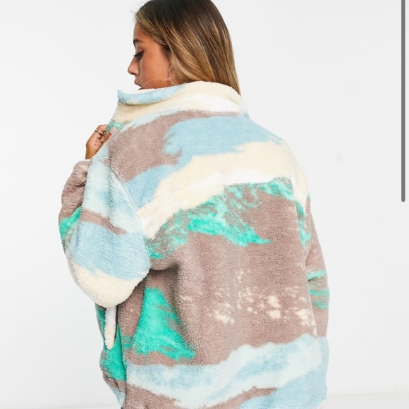 Levi's Atlas Sherpa Mountain Landscape Fleece - Mink - Size Small - Picture 2 of 14